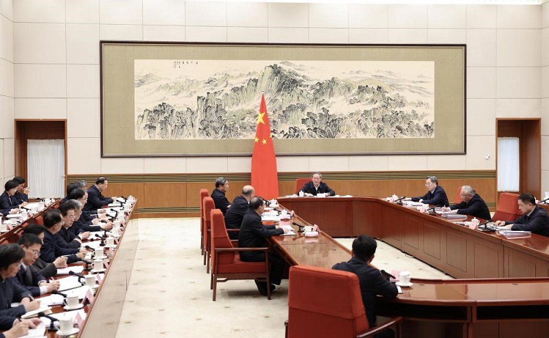 <a href="./sy/gzdt/202602/t20260209_750125.html">李强主持召开国务院第十次全体会议 讨论政府工作报告稿和“十五五”规划纲要草案稿</a>